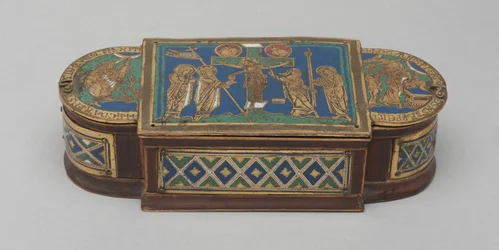 Pyx, 1170-1180 körül (aranyozott réz, champlevé és cloisonné zománc, fa mag (modern))
