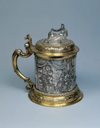 Tankard, az üldözött test egy jelenettel, amely Sándort és a gordiuszi csomó legendáját ábrázolja, Danzig, 1680 körül (aranyozott ezüst csomag)