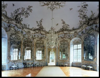 A Tükörterem, François Cuvilliés (1695-1768) tervei szerint, Johann Baptist Zimmermann (1680-1758) stukkómunkáival, 1734-37
