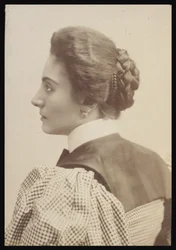 Gemma Bellincioni (1864-1950) portréja Giacomo Brogiról (1822-1881), - Fénykép - Magángyűjtemény