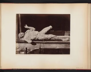 Mumifikálódott személy Pompejiben, Olaszországban Impronte umane trovato 1868 (Pompeii (cím a tárgyon)