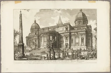 Kilátás a S. Maria Maggiore-bazilika hátsó bejáratára a Római kilátásból