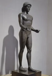 Piombino Apollója (bronz) (lásd még: 94610, 98014 és 177203)