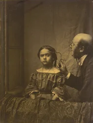 A figyelem izma (balra); Szemöldök összehúzódása erős fény hatására (jobbra),1854-1856, nyomtatva 1862 (fotó)