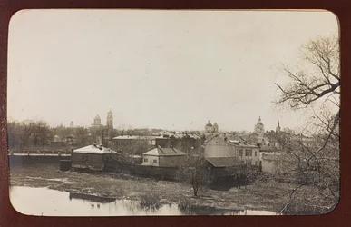 Első világháború: Ukrajna 1914-1916 között a német hadsereg inváziója idején. Kilátás Sumyra (f/w fotó)
