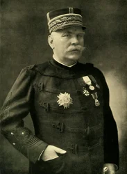 Joffre tábornok, 1915, 1920.