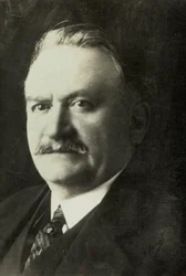 Gaston Doumergue portréja (fénykép)