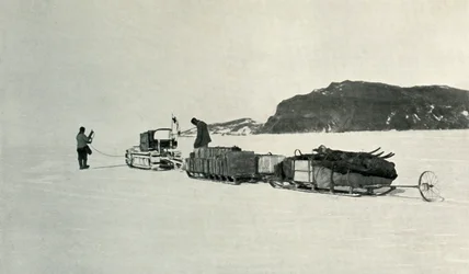 Days Motor Under Way, 1911. november, 1913