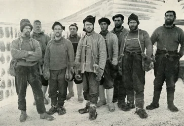 A Depôt Laying és a nyugati felek az Evans-fokba való visszatérésükről, 1911. április 13., 1913.