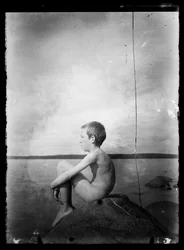 Guido Simberg mint modell a Fish Boy ("Seaman") című festményhez