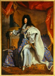 XIV. Lajos (1638-1715) egész alakos portréja 63 évesen, nagy királyi öltözékben. Hyacinthe Rigaud (1659-1743) műhelyének festménye