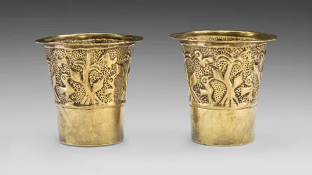 Madarakat ábrázoló főzőpohár a kukoricatáblában, Kr. u. 1100-1438