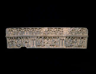 Buddha képei, 2-4. század (szürke pala)