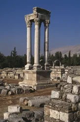 Tetrapylon, Omajjád-korszak (661-750)