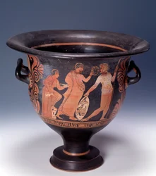 A cumae-i krater egy felajánlási jelenetet képvisel (terrakotta, ie 320-310)