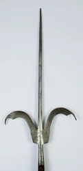 Friuli lándzsa, 1600 körül (acél és fa)