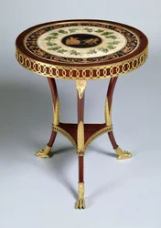 Talapzatú asztal, 1804-14 (aranyozott fa)