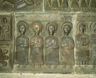 Az apostolok, preromán dombormű (bronz)