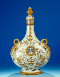 Majolika (majolika) tök alakú váza az olaszországi Fontana fajanszgyáraiban, Urbinoban 1570-1580 Párizs, Musee du Petro Palais