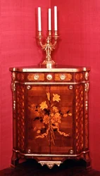 Sarokszekrény, egy pár J. F. Oeben, Párizs, 1760-62 körül