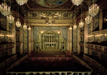 Az operaház belső tere, 1770-ben készült el (1952-71-ben restaurálták)