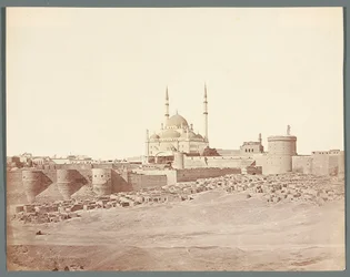 Egyiptom. Kairó. A fellegvár általános látképe Mohamed Ali alabástrom mecsetével (1830-1848)
