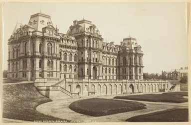 Bowes Múzeum, Barnard kastély