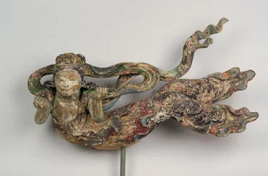 Apsaras, 17-18. század (polikróm fa)