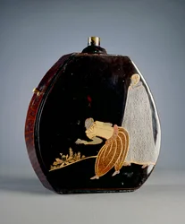 Lőporos lombik (lakkozott fa) (117750 hátoldala)