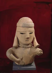 Haniwa figura, 250-550 (piros cserép)