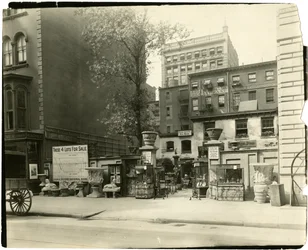 28th St a Broadway és a Fifth Avenue között, 1905-1918 körül (zselatin ezüst fotó)