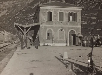 Album "Az én világháborúm - emlékek a délnyugati frontról Karintiában, Olaszországban, Trentino-Alto Adige" 1915.03.31.-1918.12.11. - Josef Zohles Wien ": Chiusaforte állomása (b/w