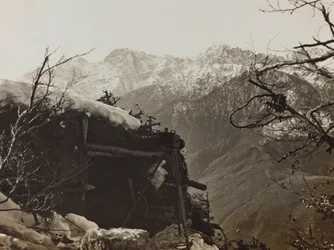 Album "Az én világháborúm – emlékek a délnyugati frontról Karintiában, Olaszországban, Trentino-Alto Adige" 1915.03.31.-1918.12.11. - Josef Zohles Bécs ": menekült katonaság Brisiában (