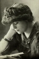 Lucie Delarue Mardrus portréja (fénykép)