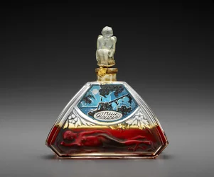 Nuit Fleurie, palack tervezett c. 1920, készült c. 1930 (üveg, viasz és cérna)