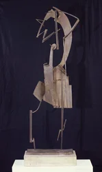 Haját rendező nő, 1929-30 (fém)