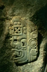 Lelet, jáde, Cancuen, Guatemala, Arthur Demarest, Tomas Barrientos, Maya, palota,..., 2004 (fotó)
