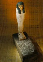 Mágikus tégla, Thutmosis IV; KV 43. A "mágikus téglákat" gyakran helyezték el a r..., 2009 (fotó)