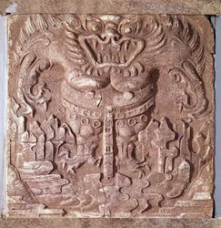 Koreai művészet: szörnyet ábrázoló szürke terrakottatégla. Baekje Királyság (más néven Paekche vagy Paikchei), Korea. 7. század. Koreai Nemzeti Múzeum