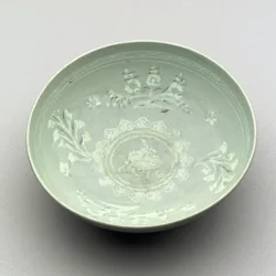 Tál celadon mázzal, 1250-1350 (kerámia)