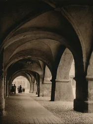 Goritz – Árkádok a piactéren, 1931