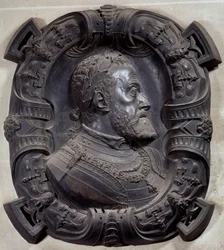 V. Károly császár (1500-1558) profilportréja”” Leone Leoni (1509-1590) faragott bronzdomborműve. Párizs, Louvre Múzeum