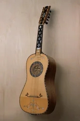 Chitarra battente (gitár), Pasquale Scala hangszerkészítő praianói, campaniai műhelyében készült hangszer. Olaszország, 20. század
