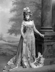 Mrs. Algernon Bourke 1870-1967, szül.: Guendoline Irene Emily Sloane-Stanley..., 1897.