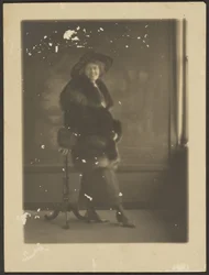 [Florence in Fur]