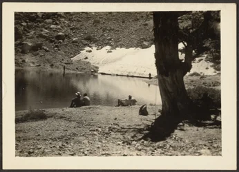 [Lake Scene]
