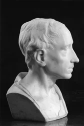 Sándor pápa mellszobra (márvány)