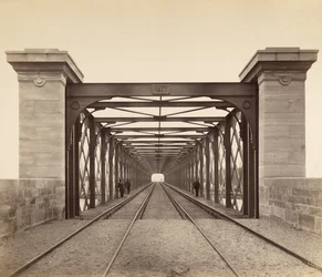 [Railroad Viaduct at La Fontaine-des-Eaux, Dinan], 1879-80