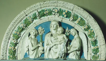 Luca della Robbia (kb. 1400-1482) Madonna és gyermeke, mázas cserépkeret