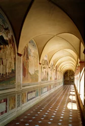 Belső kilátás a sienai Monte Oliveto Maggiore bencés apátságra